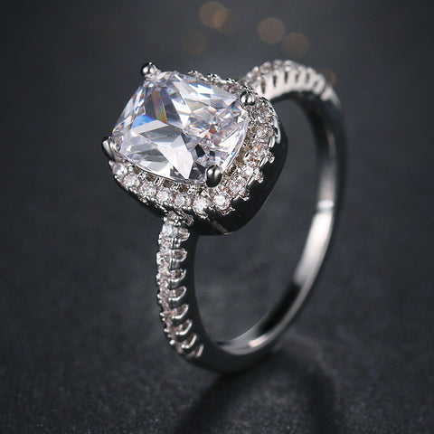 Elegant Glam Silver Ring